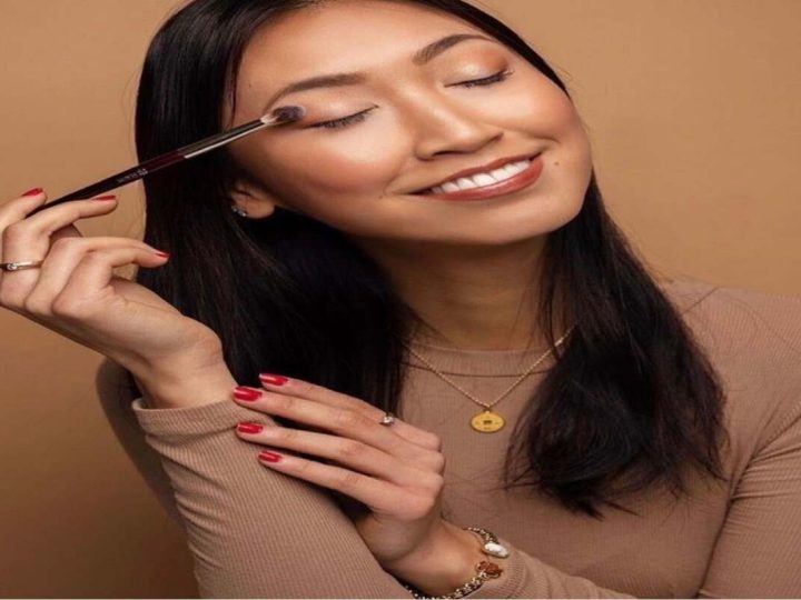 Make Up Lessons – What Every User Should Look Into